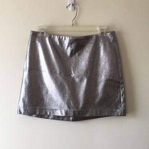 H&M >> NWT!! 8, Metallic Mini Skirt